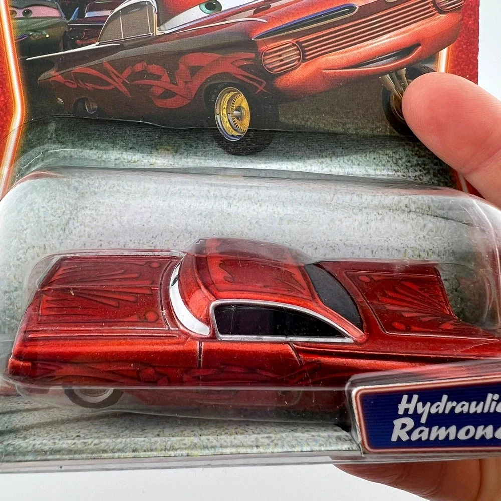 Disney Pixar Cars‎ Hydraulic Ramone Supercharged Red Die-Cast Minor Wear New